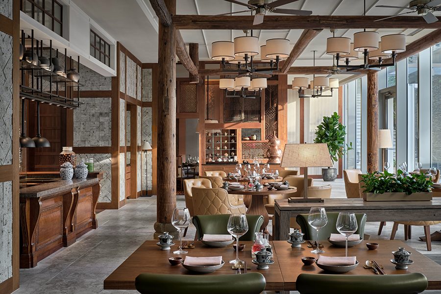 Dining in a hotel in Guangzhou